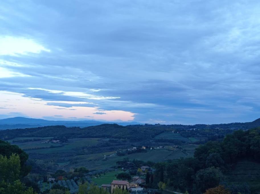 Splendido Ampio Appartamento A Montepulciano Stazione Eksteriør billede