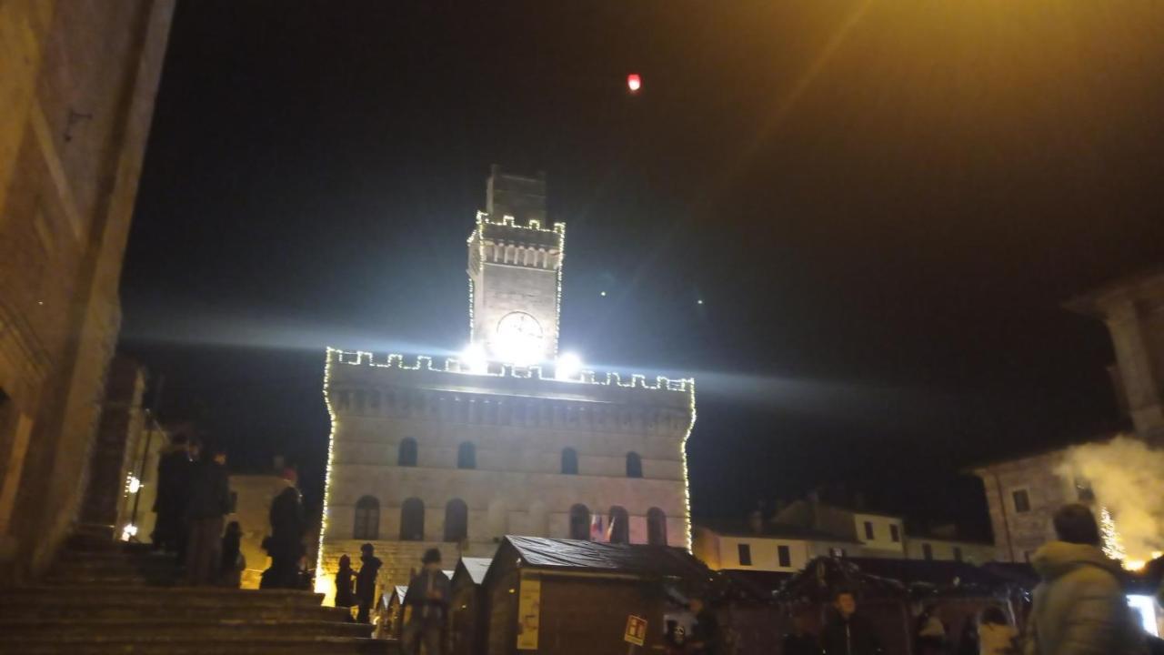 Splendido Ampio Appartamento A Montepulciano Stazione Eksteriør billede