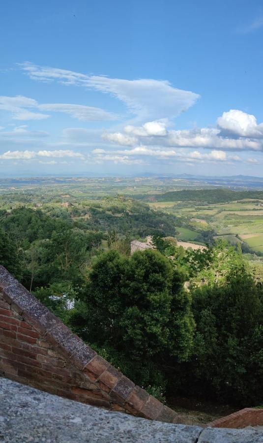 Splendido Ampio Appartamento A Montepulciano Stazione Eksteriør billede