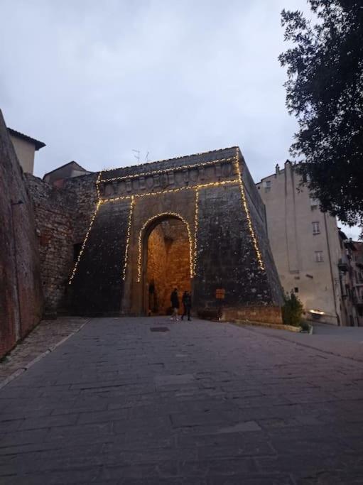 Splendido Ampio Appartamento A Montepulciano Stazione Eksteriør billede